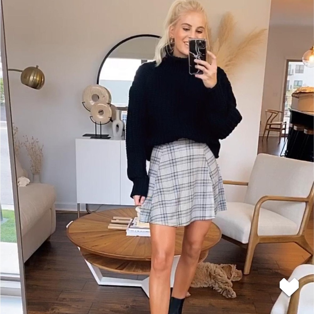 NWT Skater Skirt Size Small H&M